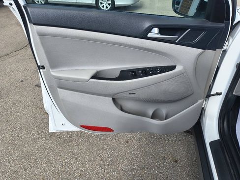 Used 2020 Hyundai Tucson Sport w/ Cargo Package AWD/4WD image 17