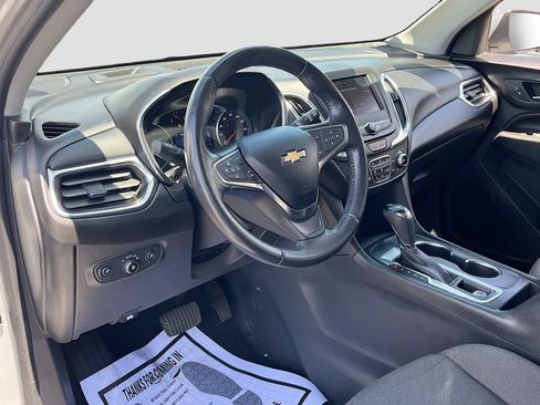Used 2020 Chevrolet Equinox LT FWD image 9