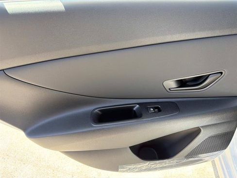 New 2026 Hyundai Elantra SEL Sport FWD image 8