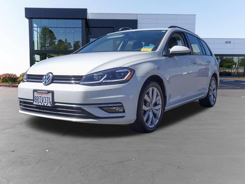 Used 2019 Volkswagen Golf SE FWD image 7