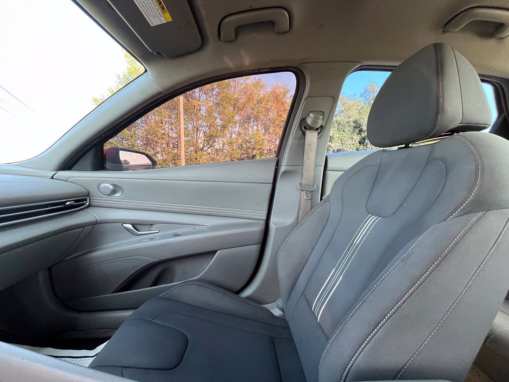 Used 2023 Hyundai Elantra SEL w/ Convenience Package FWD image 20