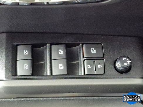 Used 2022 Toyota Tacoma TRD Sport image 14