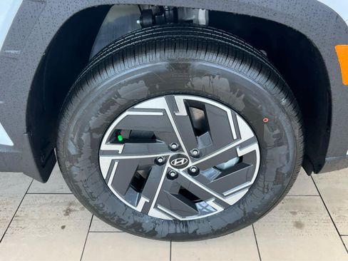 New 2026 Hyundai Tucson Blue SE AWD/4WD image 16