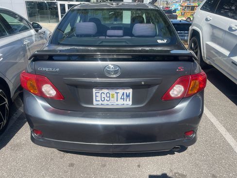 Used 2010 Toyota Corolla S image 4