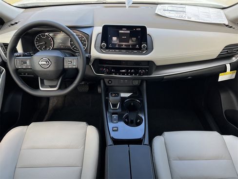 New 2026 Nissan Rogue SV image 8