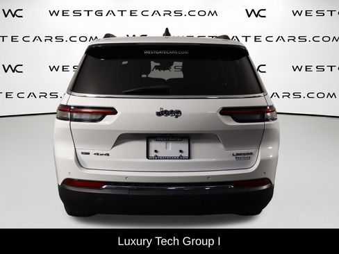 Used 2022 Jeep Grand Cherokee L Laredo w/ Luxury Tech Group I AWD/4WD image 4