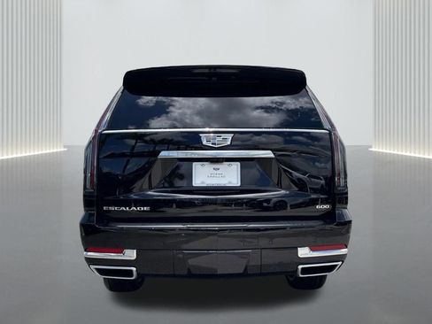 New 2026 Cadillac Escalade Luxury w/ LPO, Radiant Package AWD/4WD image 6