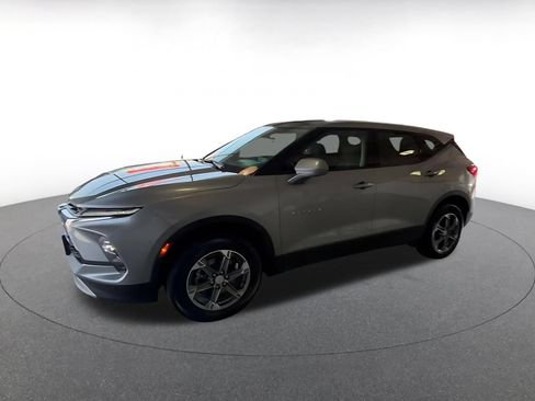 Used 2026 Chevrolet Blazer LT AWD/4WD image 7