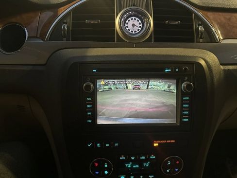 Used 2011 Buick Enclave CXL w/ Trailering Provision Package image 8