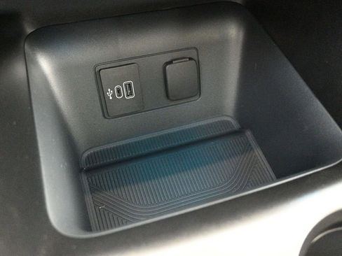 New 2026 Ford Explorer ST w/ Sun And Sound Package image 18