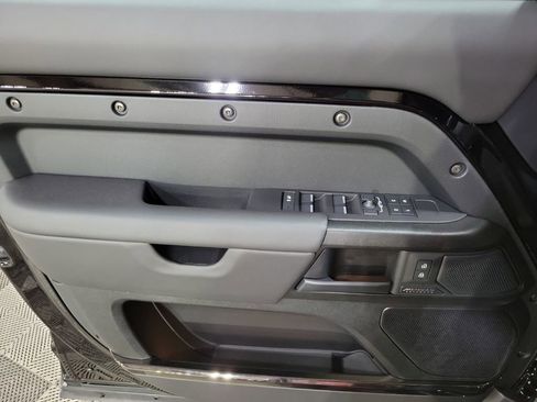 New 2026 Land Rover Defender 110 OCTA image 14