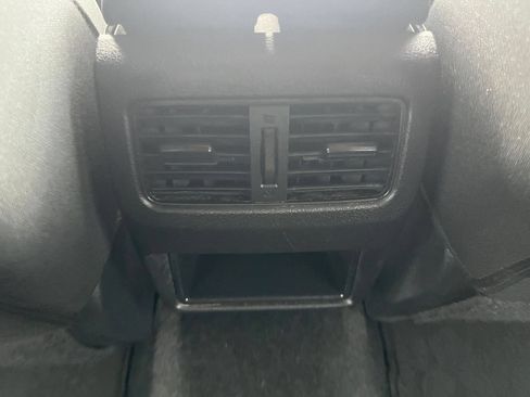 Used 2023 Nissan Rogue S FWD image 22