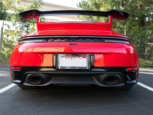 Used 2025 Porsche 911 Carrera RWD image 36