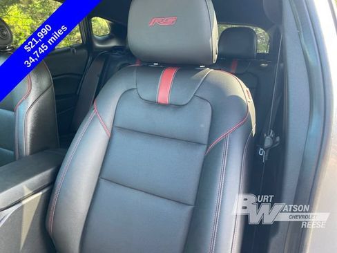 Used 2025 Chevrolet Trax RS w/ Driver Confidence Package FWD image 12