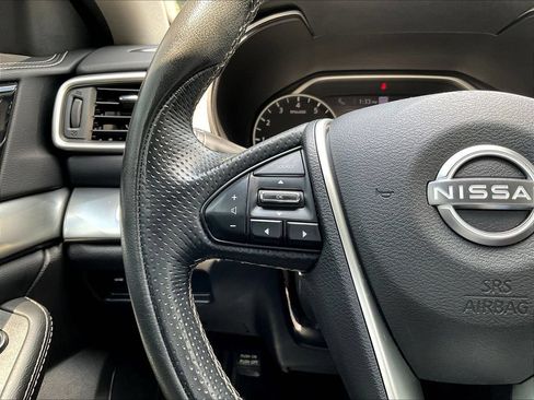 Used 2023 Nissan Maxima SV w/ Floor Mat Group FWD image 10