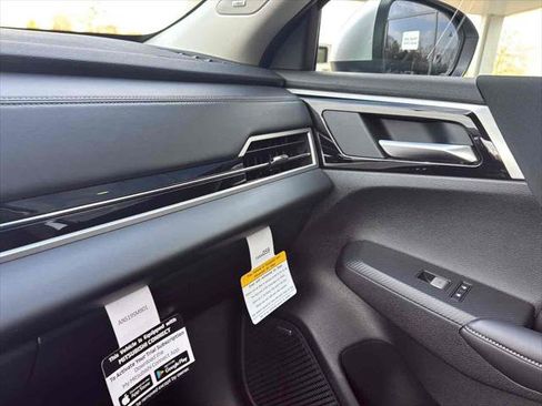 New 2026 Mitsubishi Outlander ES image 27