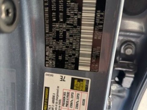 Used 2024 Toyota Corolla Cross XSE image 12