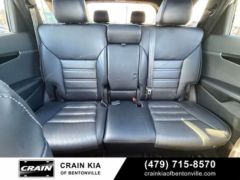 Used 2019 Kia Sorento SX image 31