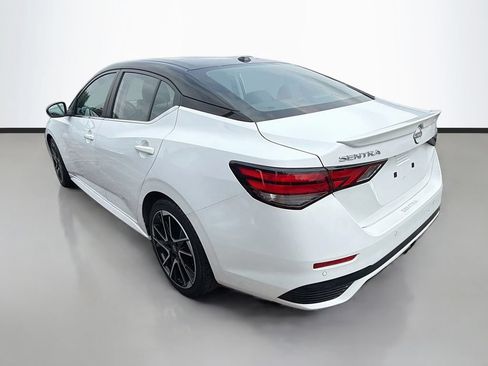 Used 2024 Nissan Sentra SR w/ SR Premium Package FWD image 6