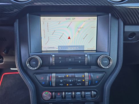 Used 2020 Ford Mustang Shelby GT500 w/ Technology Package image 14