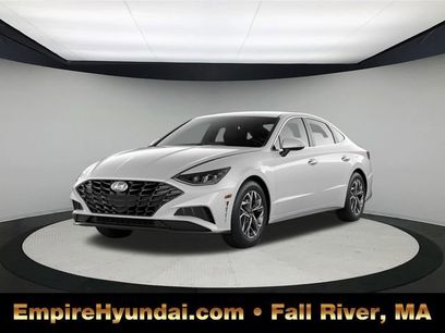 New 2023 Hyundai Sonata SEL w/ Preferred Accessory Package