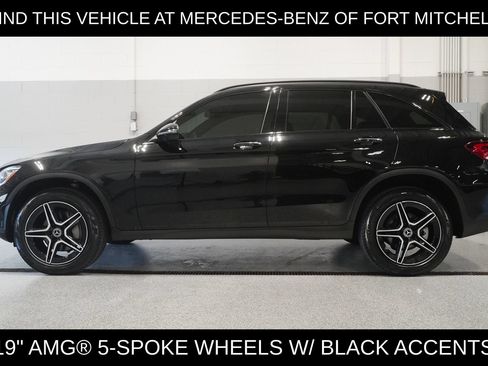 Used 2021 Mercedes-Benz GLC 300 4MATIC image 3