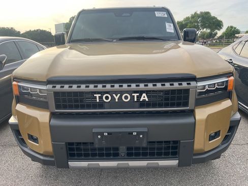 Used 2025 Toyota Land Cruiser w/ Premium Package AWD/4WD image 10