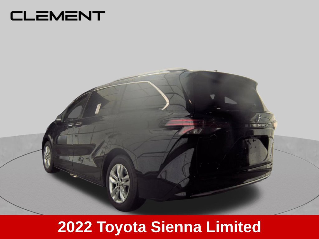 Used 2022 Toyota Sienna Limited FWD image 8