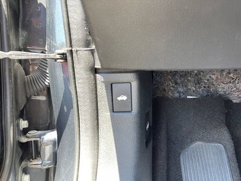 Used 2024 Honda Accord EX image 19