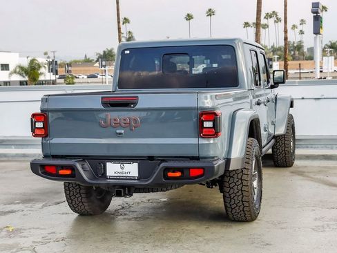 New 2026 Jeep Gladiator Mojave image 9