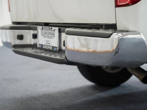 Used 2021 Nissan Frontier SV RWD image 7