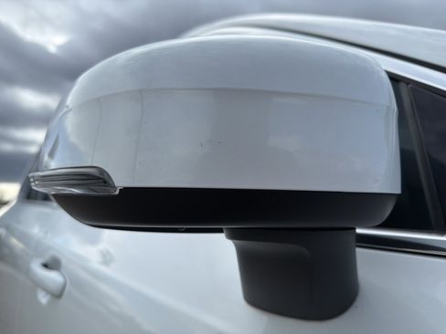 Used 2020 Volvo XC90 T5 Momentum w/ Protection Package Premier image 8