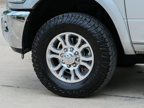 Used 2017 RAM 2500 Laramie AWD/4WD image 13