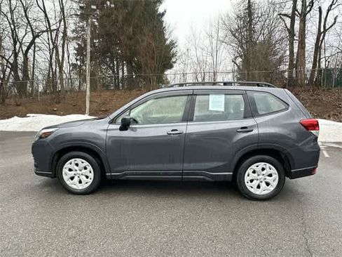 Certified 2022 Subaru Forester image 2