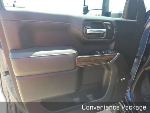 Used 2020 GMC Sierra 1500 Elevation AWD/4WD image 10