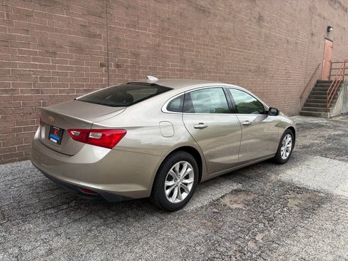 Used 2023 Chevrolet Malibu LT FWD image 5