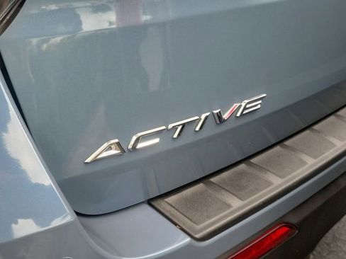 Certified 2025 Ford Explorer Active w/ Active Comfort Package RWD image 5