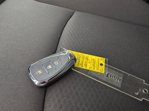 Used 2020 Chevrolet Malibu LS w/ Driver Confidence Package image 33