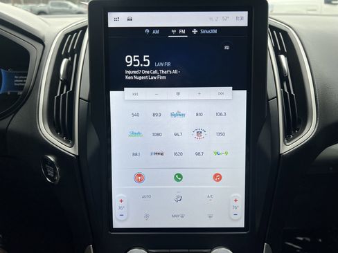 Certified 2023 Ford Edge SE w/ Black Appearance Package image 7