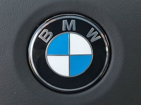 New 2026 BMW X7 xDrive40i AWD/4WD image 25
