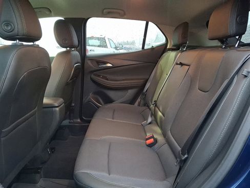 Used 2023 Buick Encore GX Select image 10