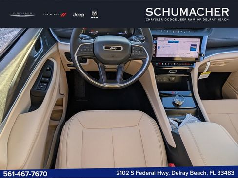 New 2026 Jeep Grand Cherokee Limited RWD image 15