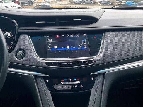 Used 2019 Cadillac XT5 Luxury image 6