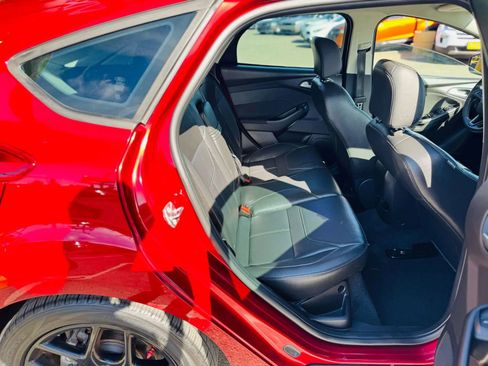 Used 2016 Ford Focus SE w/ Equipment Group 201A image 13