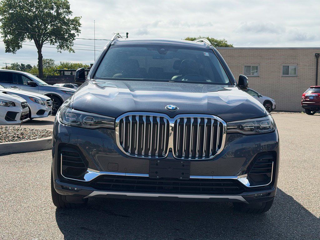 Used 2020 BMW X7 xDrive40i w/ Premium Package AWD/4WD image 8