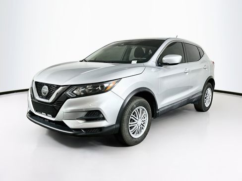 Used 2020 Nissan Rogue Sport S FWD image 3