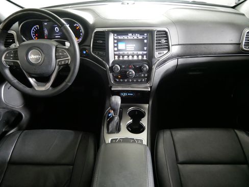 Used 2017 Jeep Grand Cherokee Summit AWD/4WD image 10