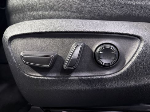 Used 2024 Toyota Grand Highlander AWD Hybrid image 29