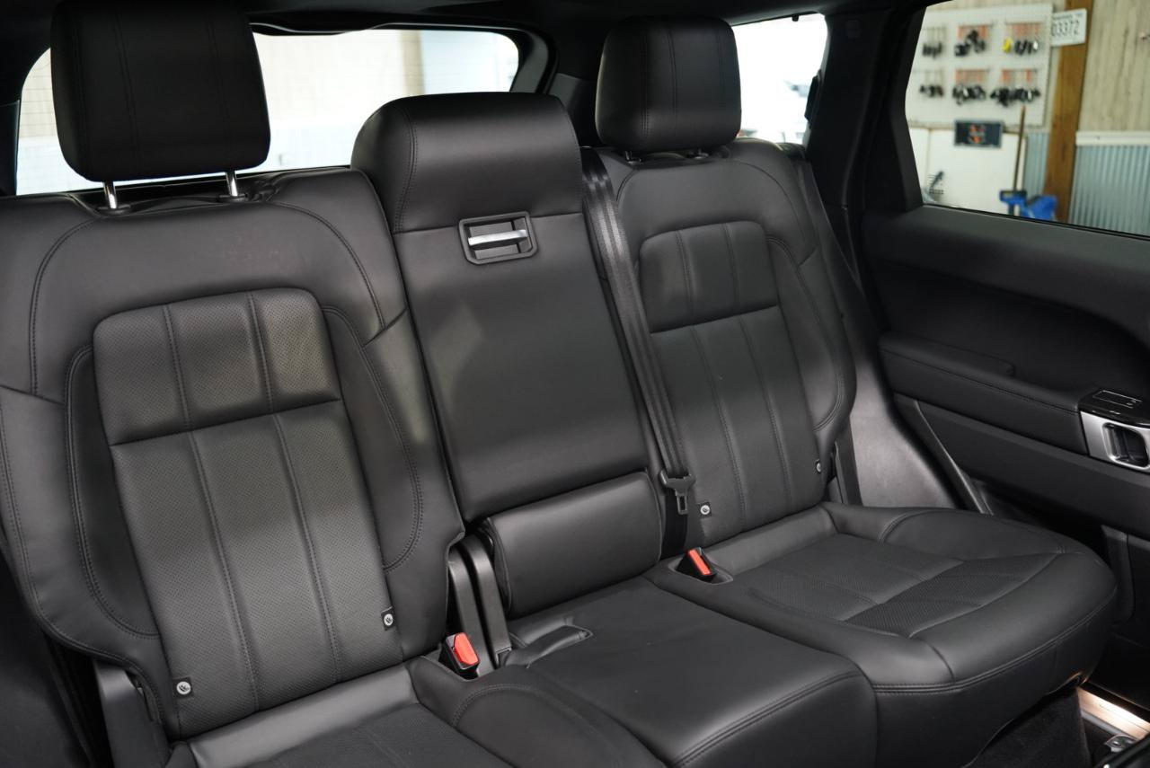 Used 2018 Land Rover Range Rover Sport HSE AWD/4WD image 36