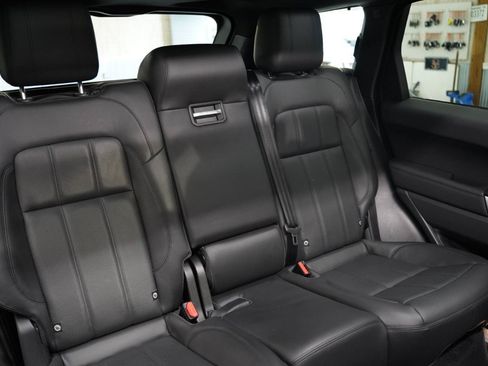 Used 2018 Land Rover Range Rover Sport HSE AWD/4WD image 36